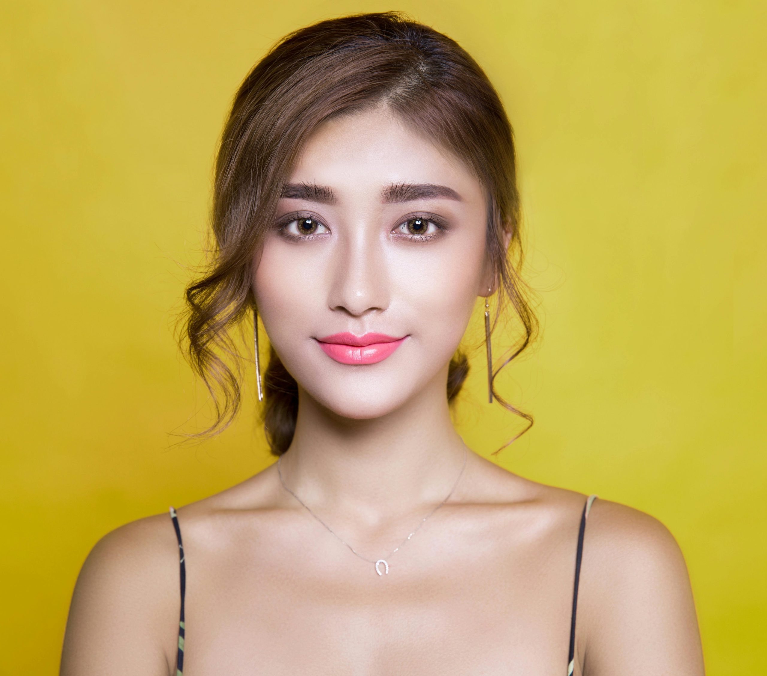 Trendy airy bob haircut
